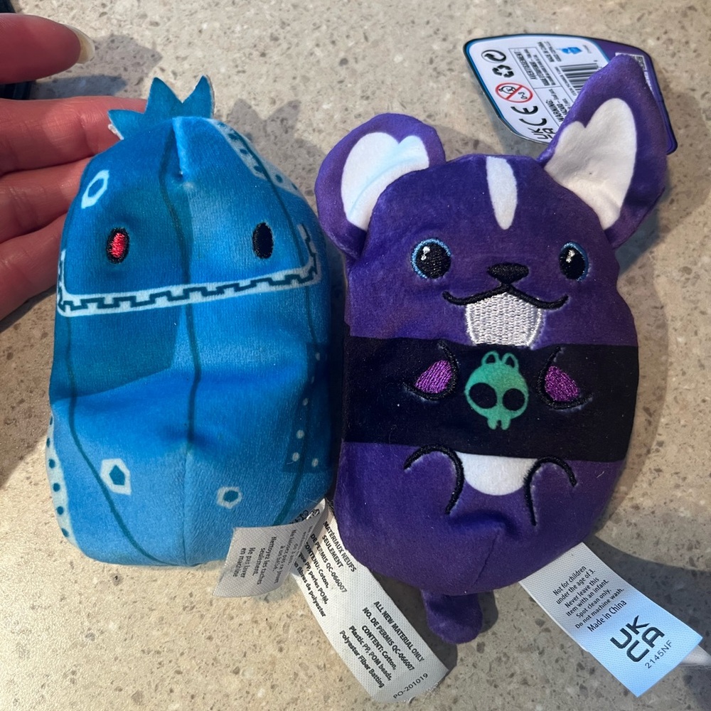 Cats vs Pickles 4” Plush Beanie Toy, #183 Mech-Pickle + dog vs squirls new